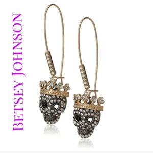 🆕💞 Betsey Johnson Bling Drop Skulls